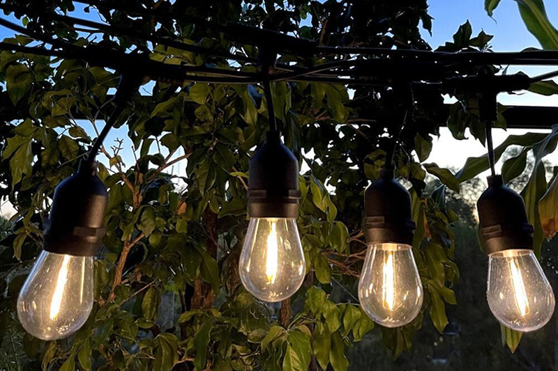 Girlanda świetlna ogrodowa GZ01 10m z żarówkami E27 DecGirlZar1PM