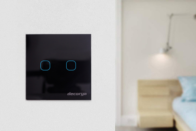 Włącznik światła dotykowy podwójny - czarny