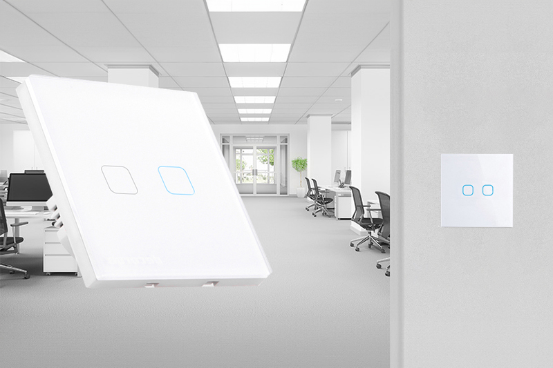 Włącznik światła dotykowy podwójny - biały