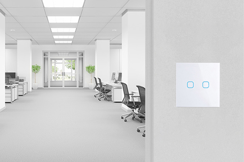 Włącznik światła dotykowy podwójny - biały