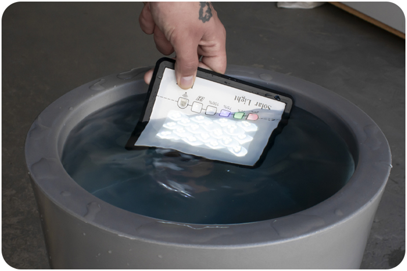 Naświetlacz solarny LED wodoodporny 30W IP67 z pilotem