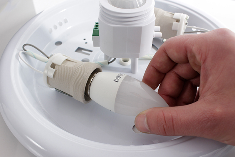 Plafon okrągły 30cm z czujnikiem ruchu i zmierzchu 2xE27 230V