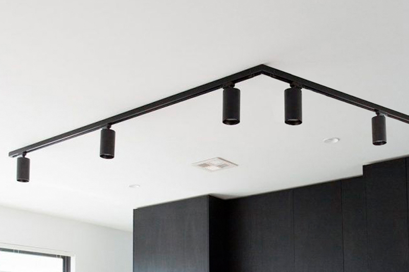 Łącznik do szynoprzewodów typ T krzyżowy - czarny