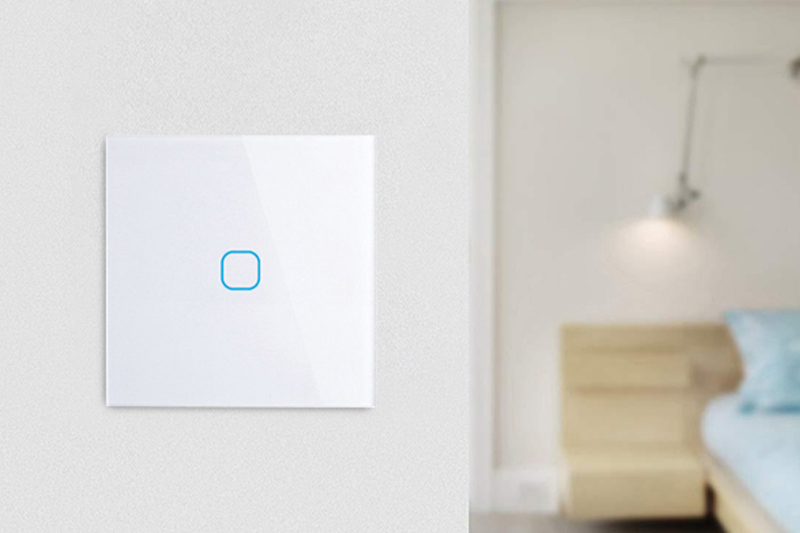 Włącznik światła dotykowy pojedynczy WiFi Tuya – biały