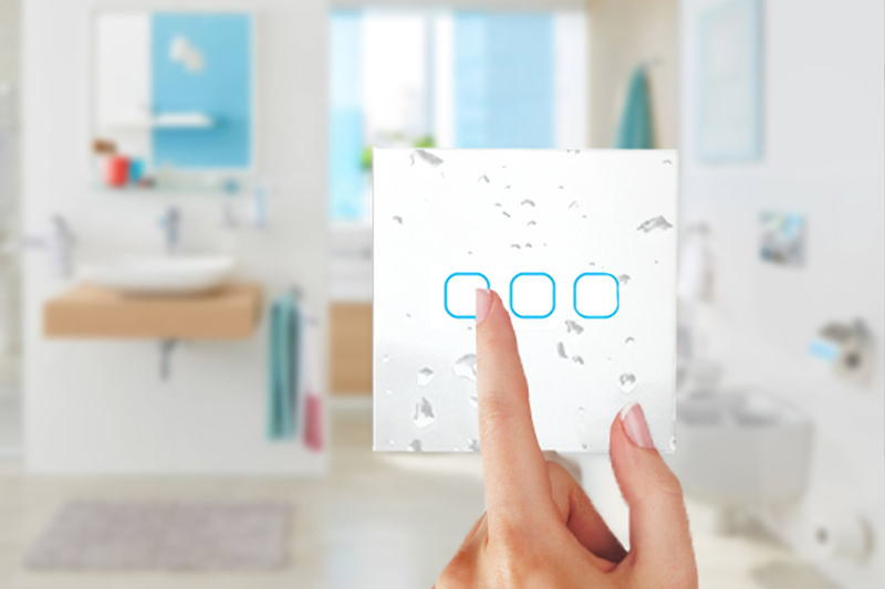 Włącznik światła dotykowy potrójny WiFi Tuya – biały