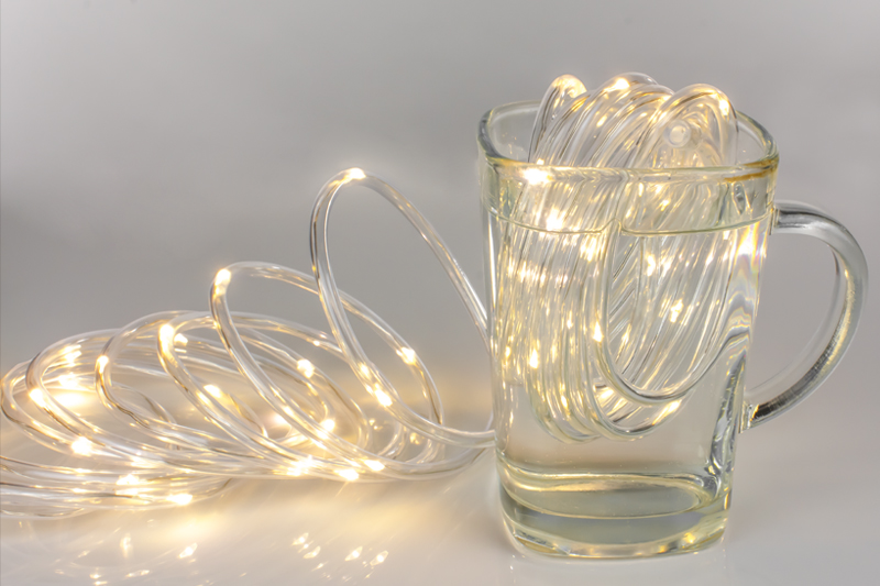 Wąż LED świetlny zewnętrzny barwa biała ciepła IP67 z pilotem i z wtyczką 230V